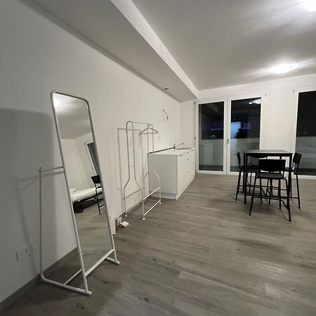 Alessandrino Apartment Rome Bagian luar foto